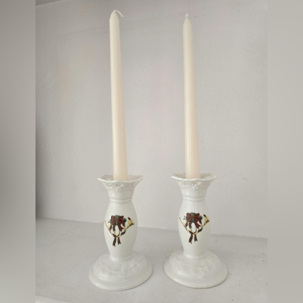 NWT 2 MIKASA WHITE LACE DETAIL HOLIDAY CANDLE STICK HOLDERS